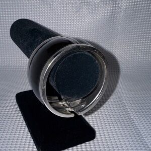 Vintage Black & Silver Hinged Cuff Bracelet Enamel Silver Tone 8” x 1.5”